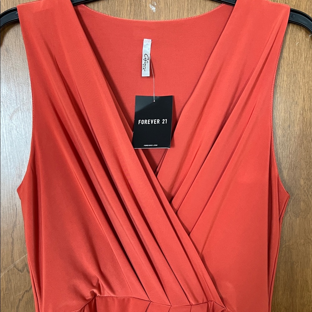 NWT Cefiann Forever 21 Rustic Red Midi Dress with Draped Design Size Medium